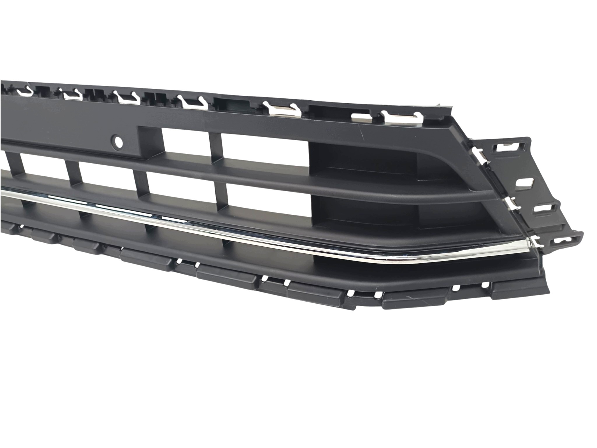 Dolna środkowa kratka atrapa zderzaka Volkswagen Jetta VI 1B lift 2015–2018 — zdjęcie produktu 5